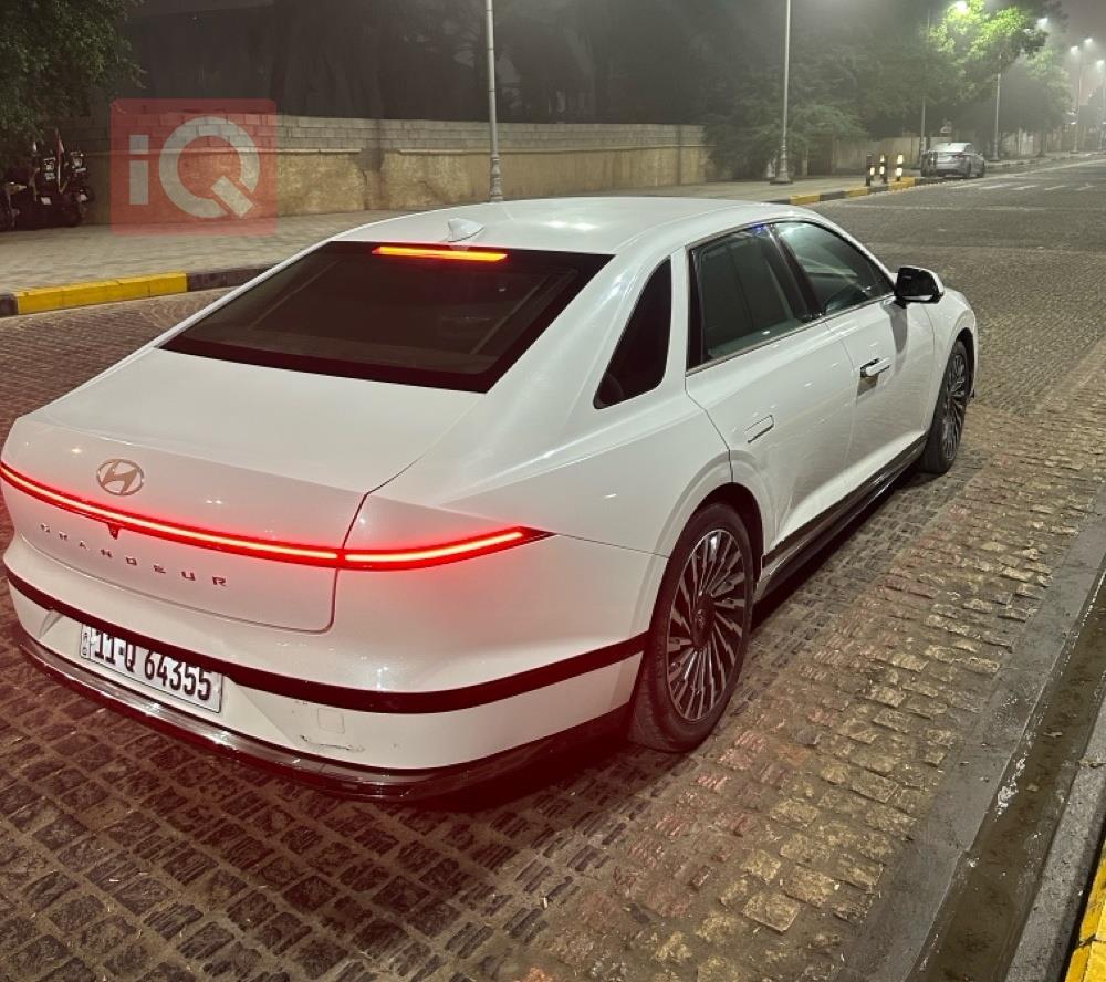 هيونداي أزيرا